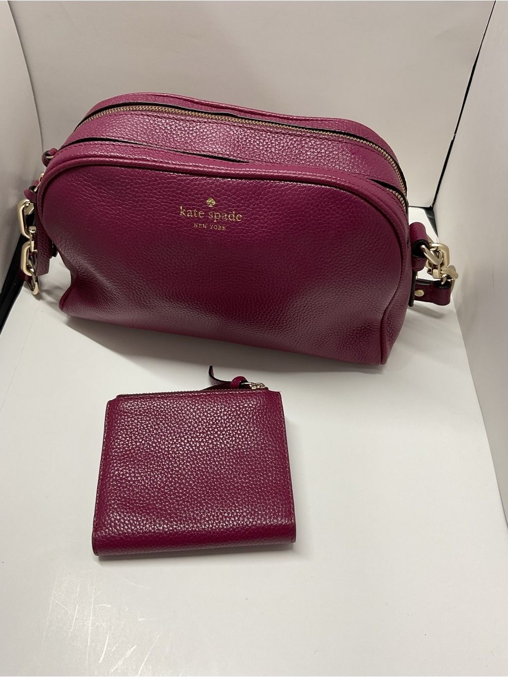 Kate Spade Kourtney bag with matching wallet.